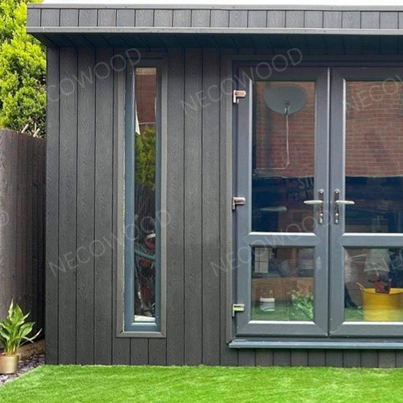 Solutions de revêtement mural WPC durables pour un design extérieur moderne