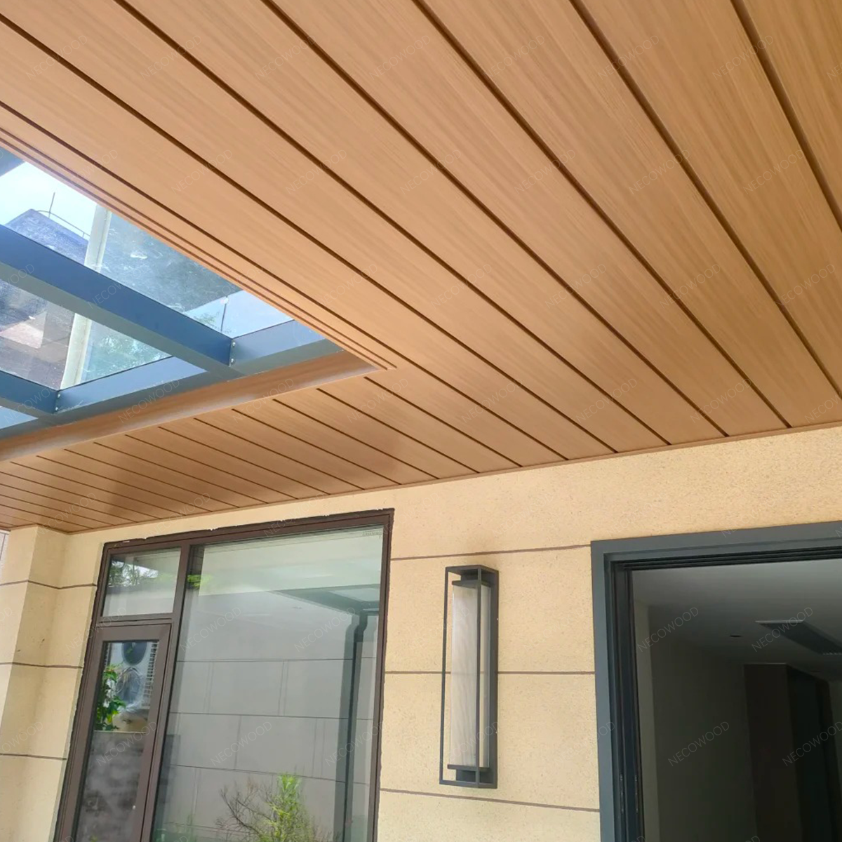 Plafonds extérieurs Necowood ASA - Cas d'application en Asie du Sud-Est et au Moyen-Orient Plafonds extérieurs Necowood ASA - Cas d'application en Asie du Sud-Est et au Moyen-Orient