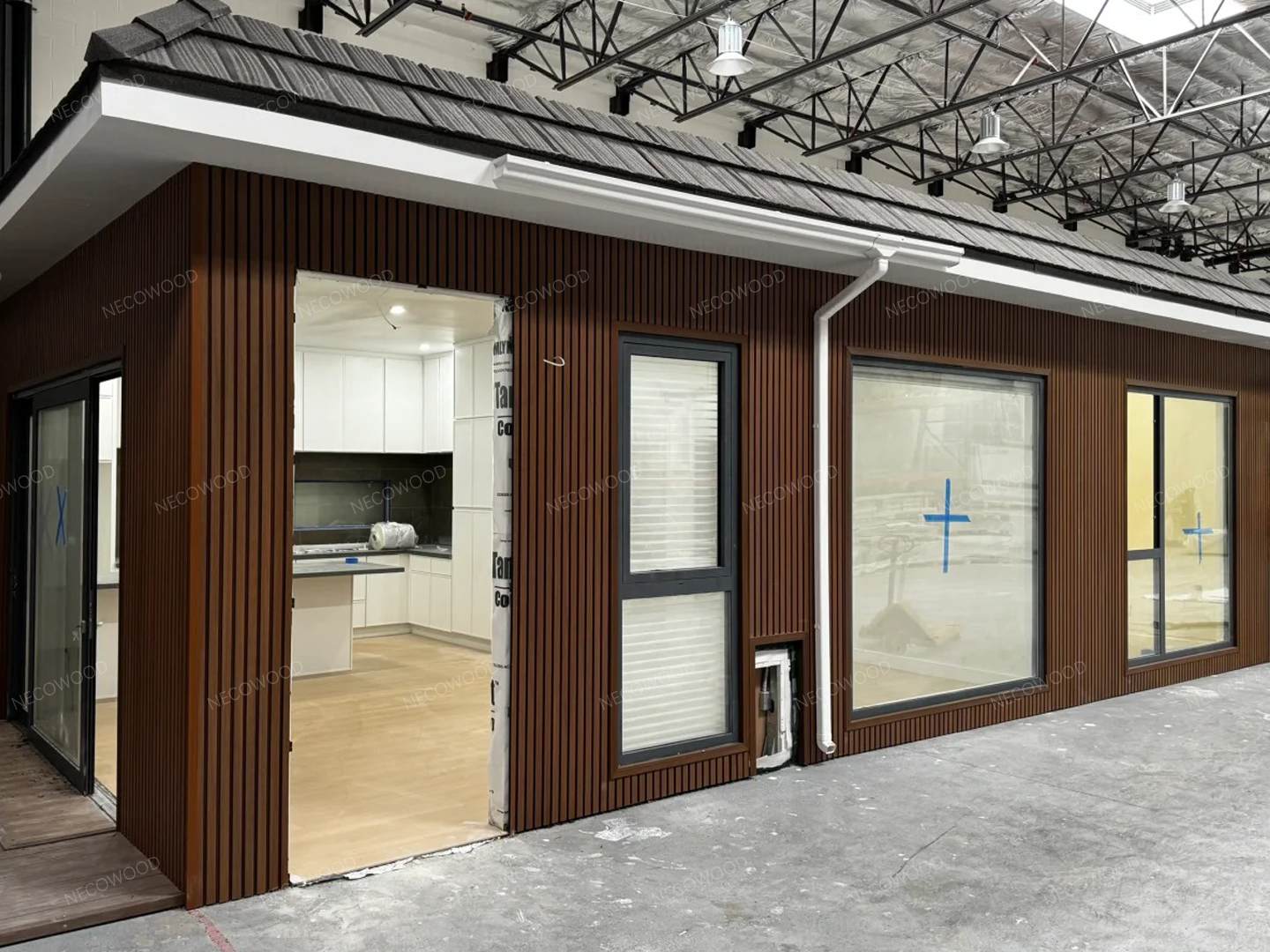 Conçus pour le soleil australien : les systèmes WPC haute performance NECOWOOD sont officiellement lancés en Australie