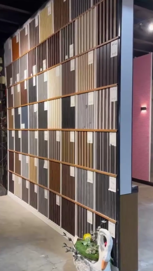 Panneaux muraux WPC d'intérieur Necowood 2026 : étanches, sans entretien, conception biophilique